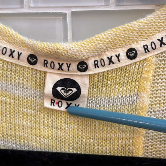 EUC Roxy Boho Lightweight Sweater tank - Picture 3 of 5